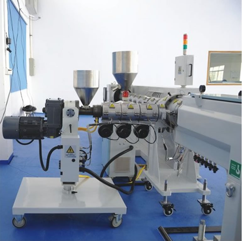 KOEKSTRÜZYON BORU MAKİNASI